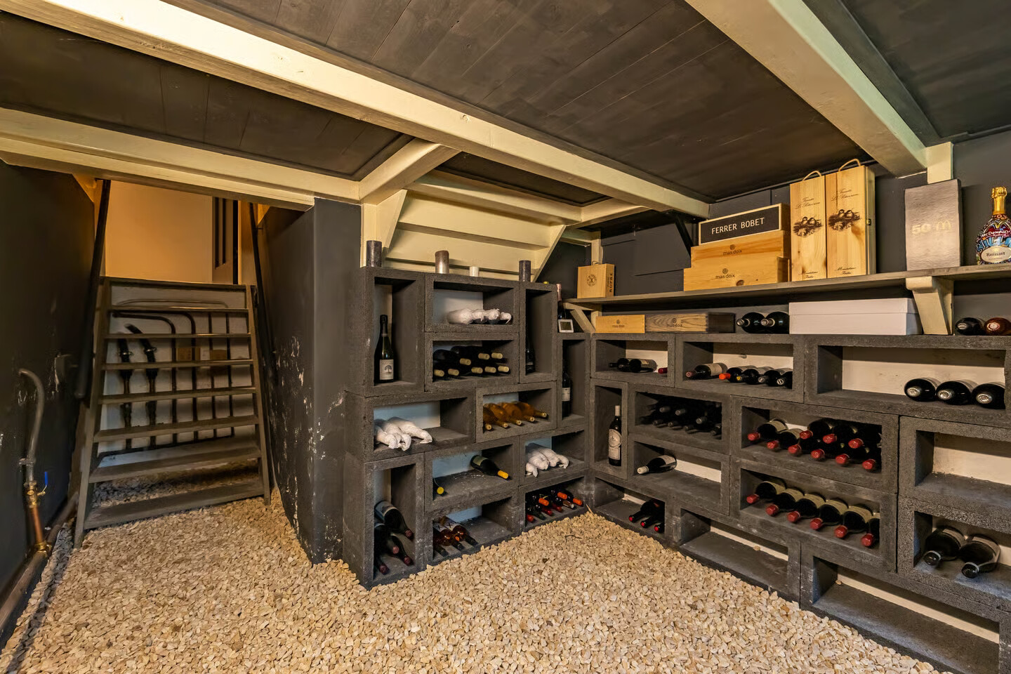 Vrijstaande woning te koop: Oosteinde 1, Roden