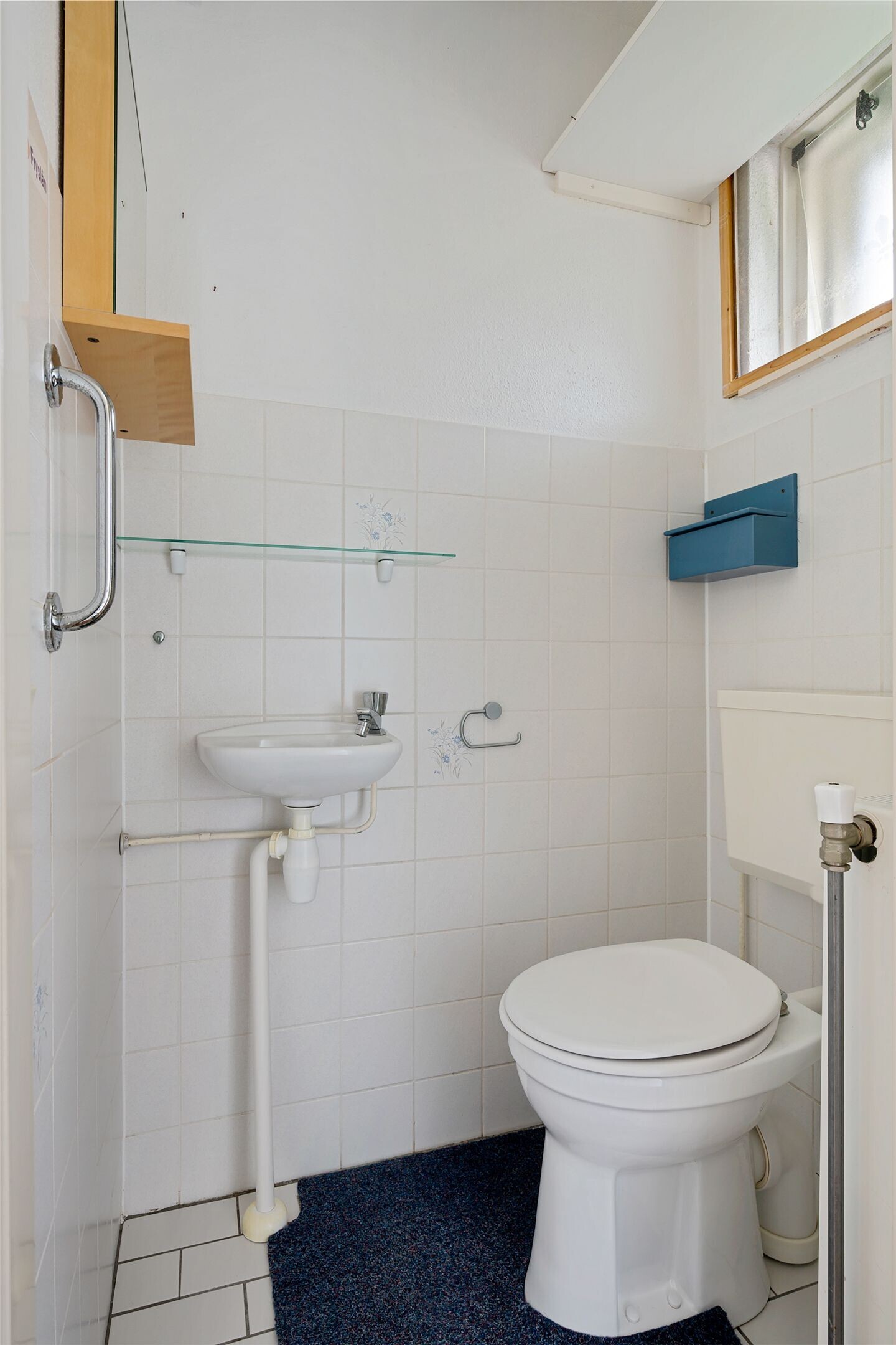 Tussenwoning te koop: Veenwortel 25, Roden