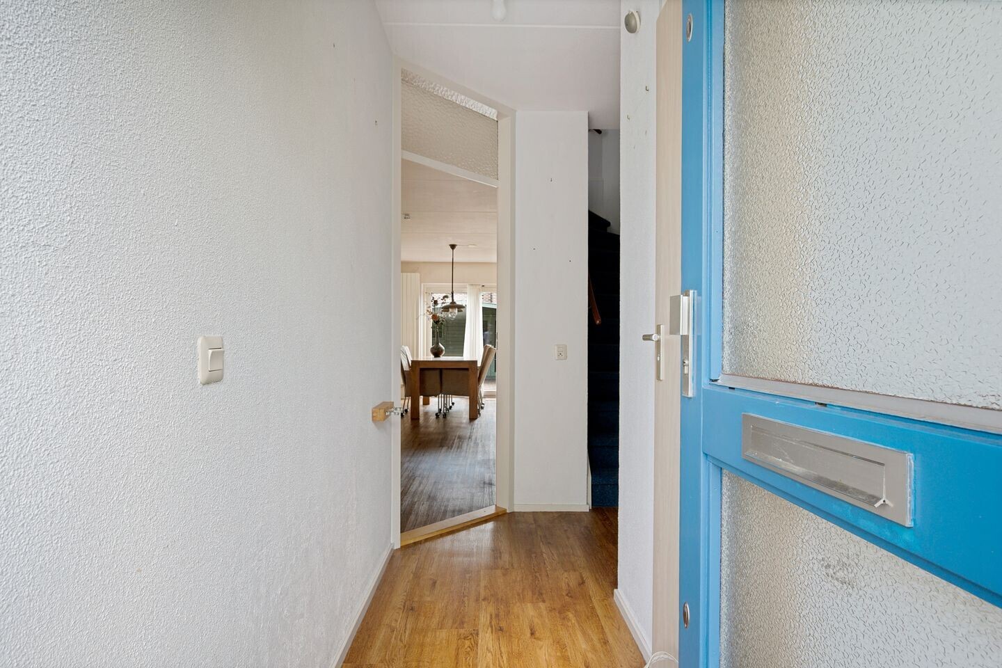 Tussenwoning te koop: Veenwortel 25, Roden