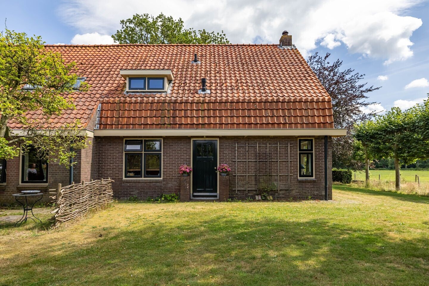 Vrijstaande woning te koop: Bergveenweg 1, Veenhuizen