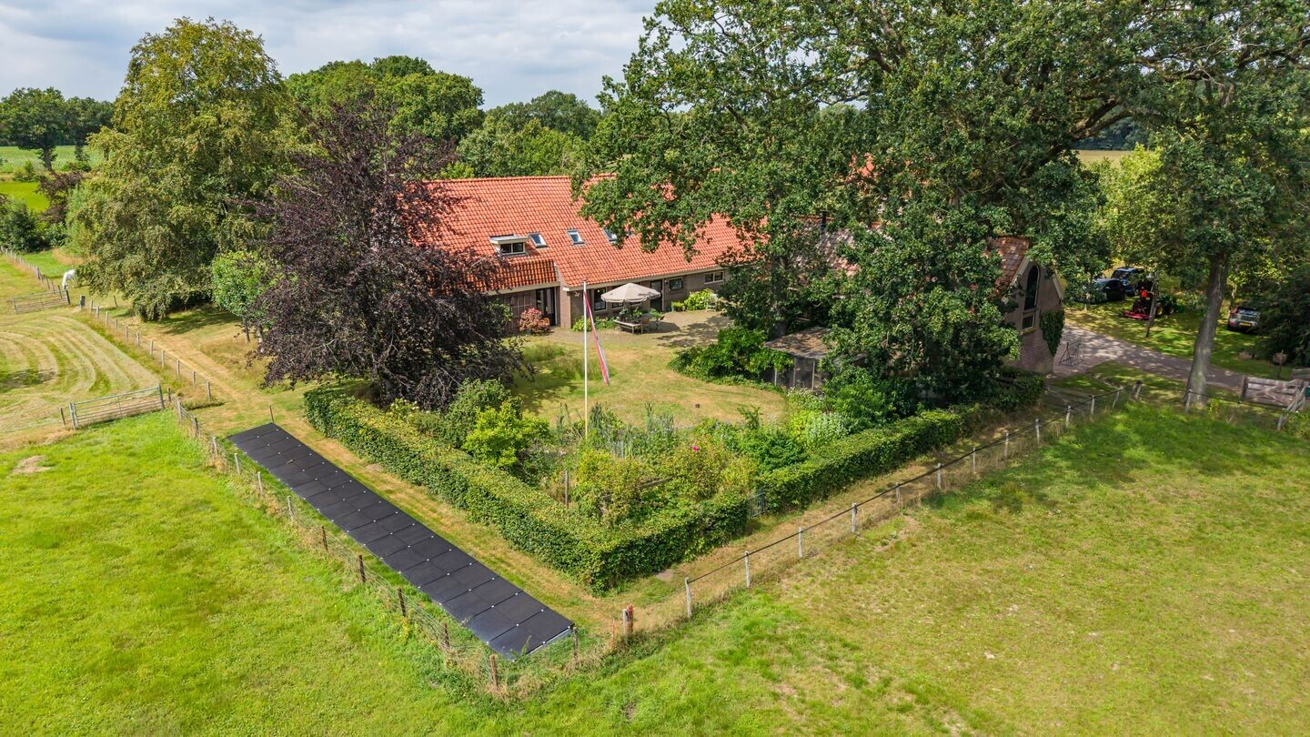 Vrijstaande woning te koop: Bergveenweg 1, Veenhuizen