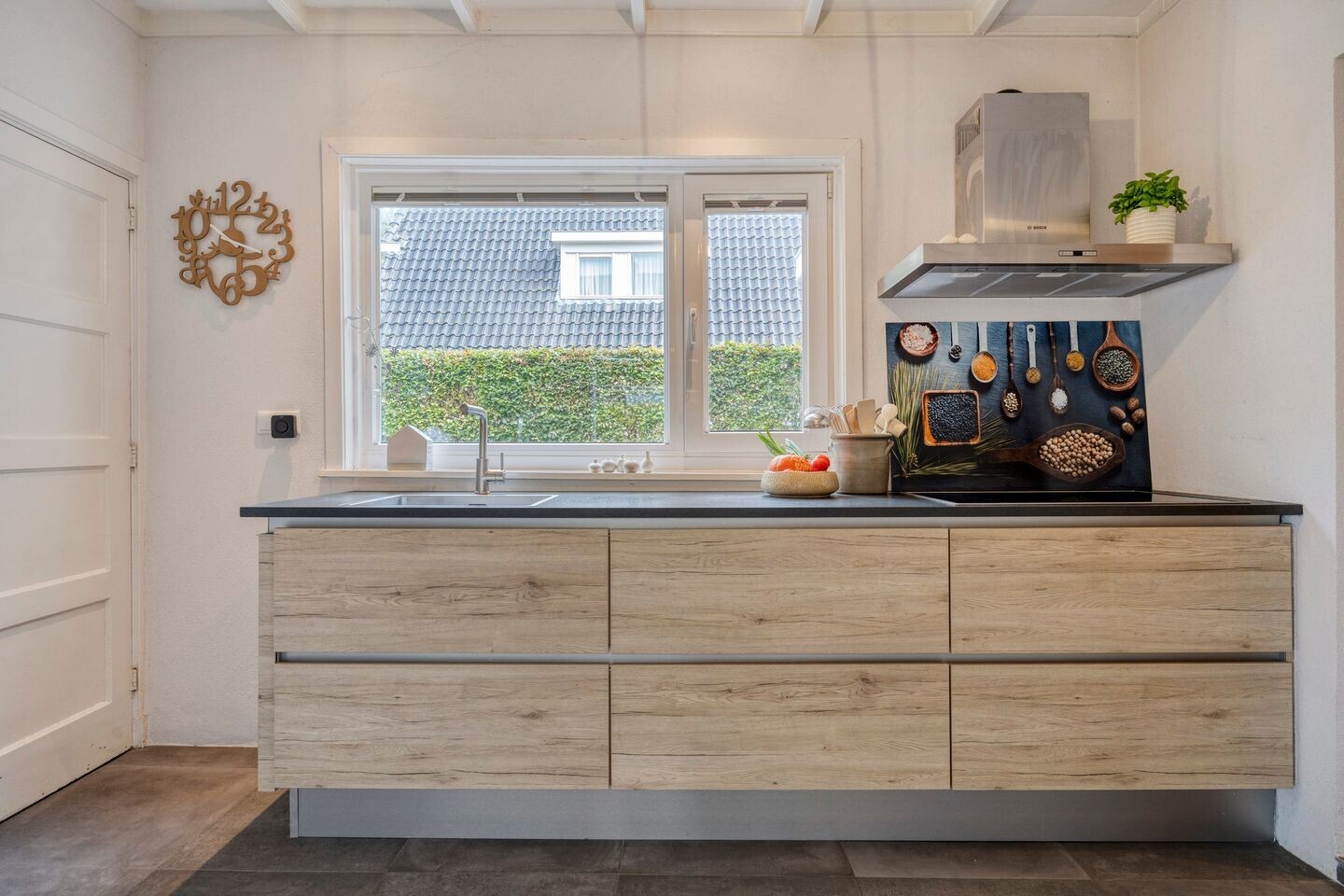 Vrijstaande woning te koop: Hoofdstraat 12, Een