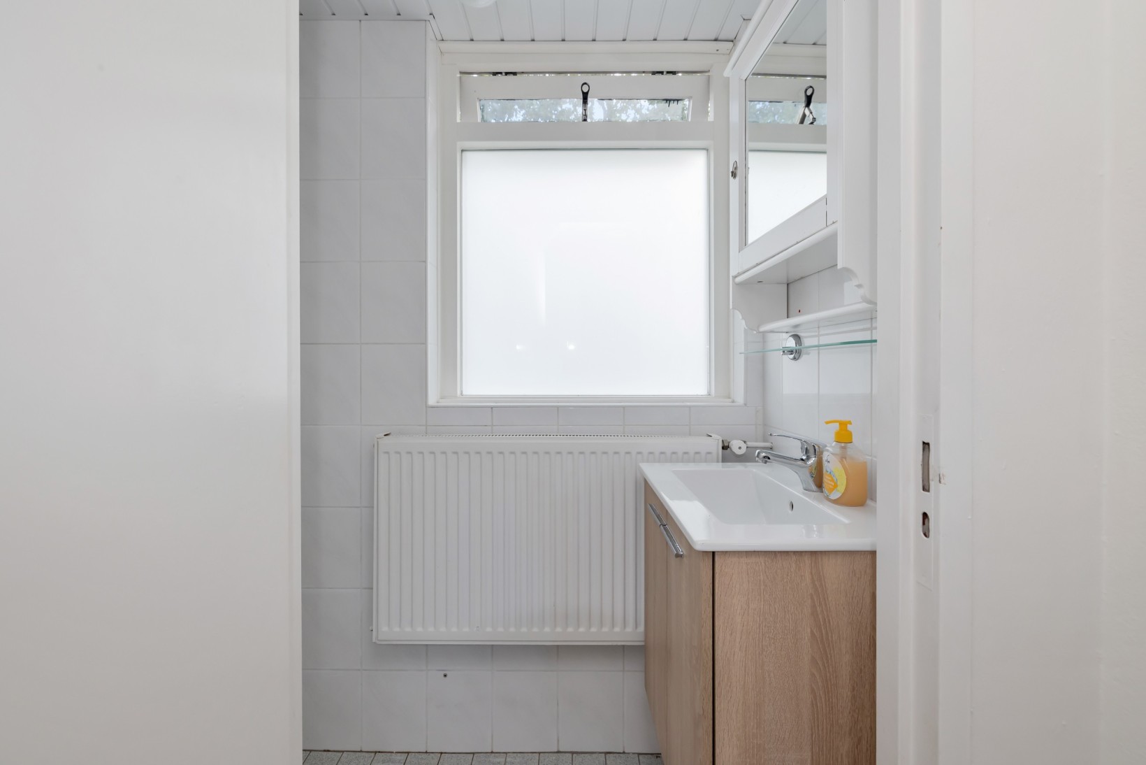 Tussenwoning te koop: Boveneind 80, Leek