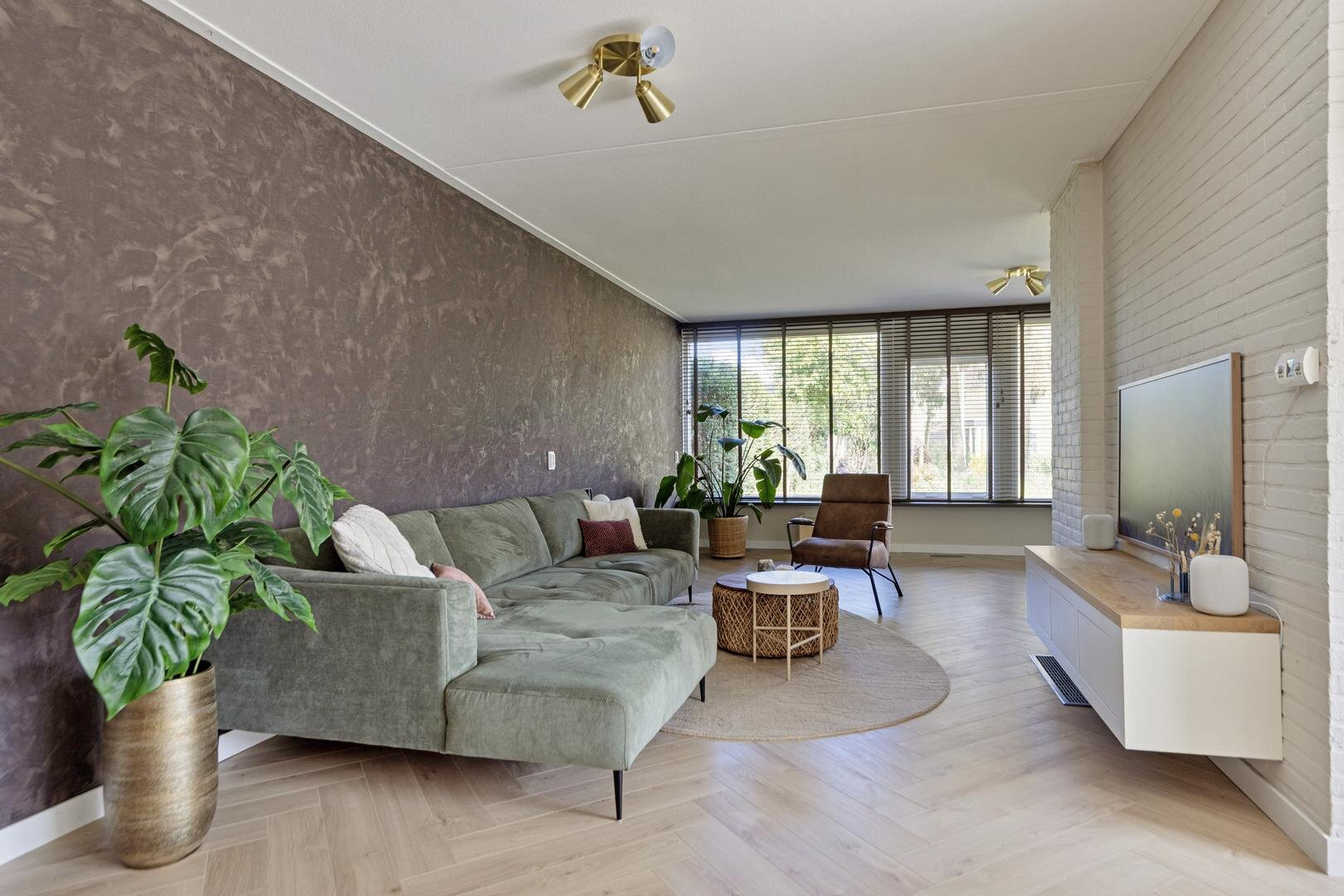 Vrijstaande woning te koop: Goldbergsingel 61, Leek
