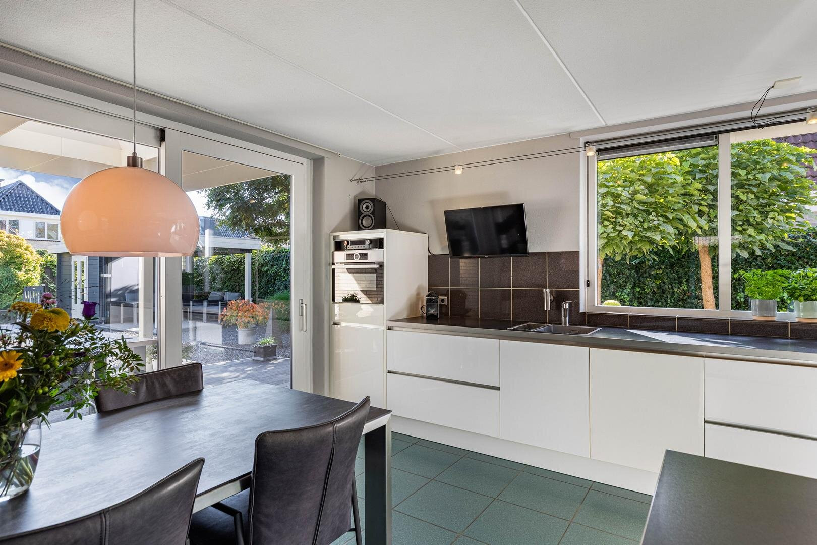 Vrijstaande woning te koop: Wolveschansdreef 15, Leek