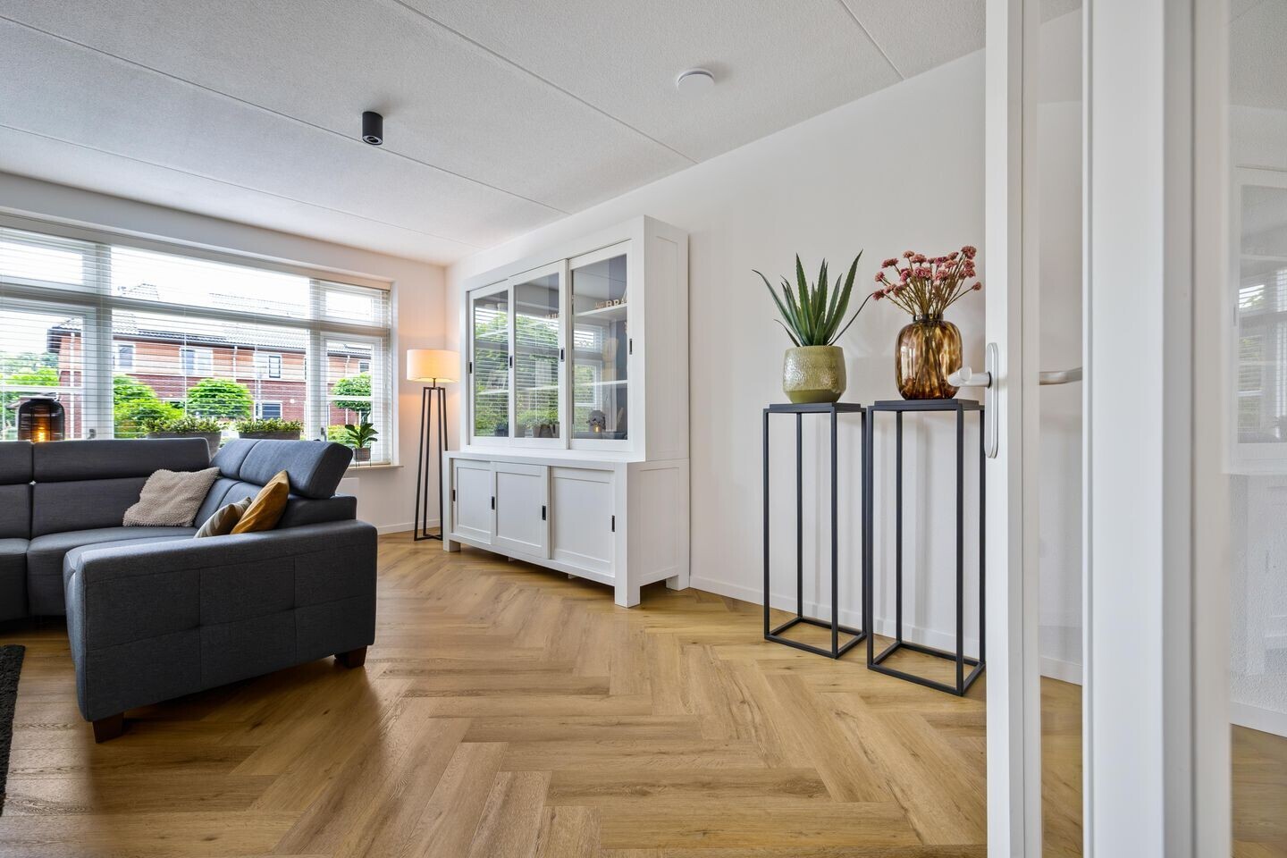 Twee-onder-één-kap te koop: Wilg 9, Leek
