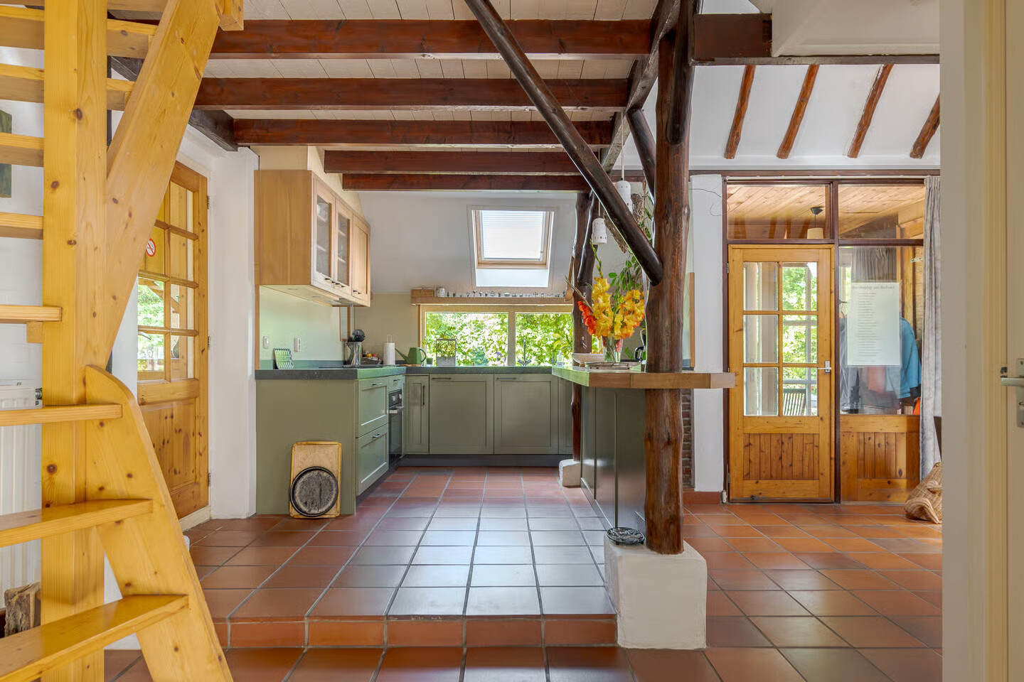 Vrijstaande woning te koop: Middenweg 1, Boerakker