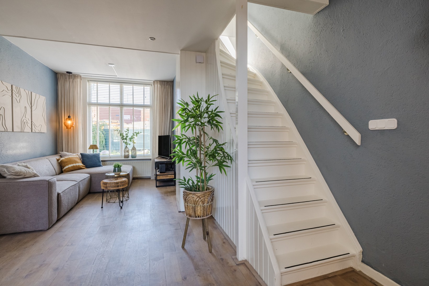 Tussenwoning te koop: Oude-Molenstraat 42, Assen