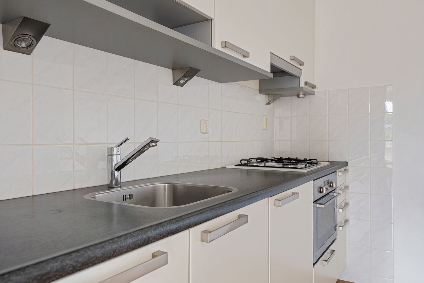 Appartement te koop: Mr. S. van Houtenstraat 17, Assen