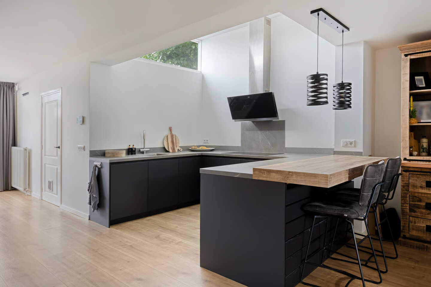 Tussenwoning te koop: Prins Willemstraat 8, Assen