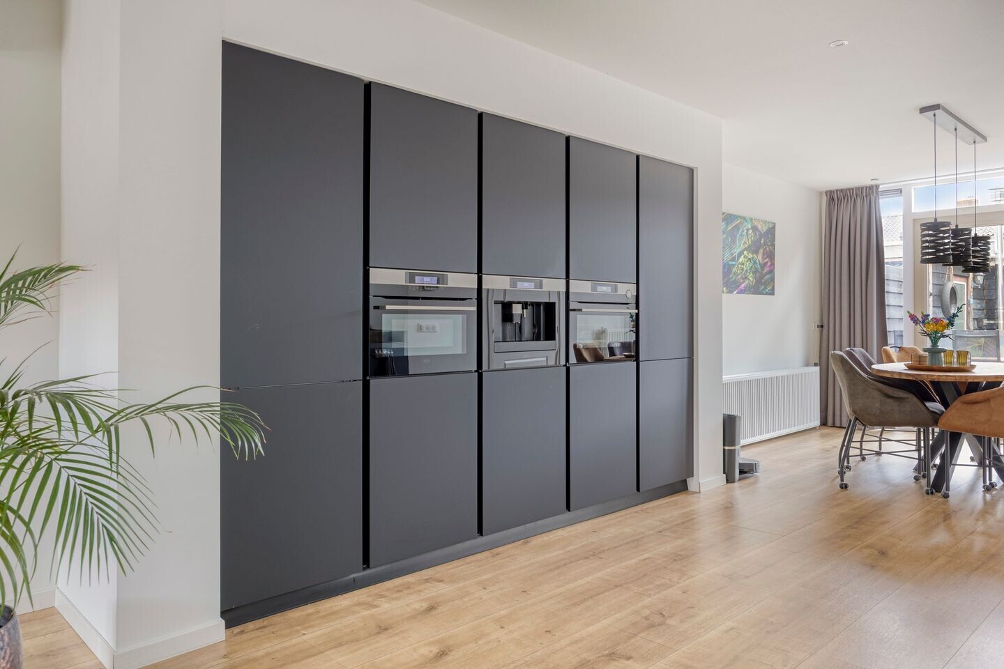 Tussenwoning te koop: Prins Willemstraat 8, Assen