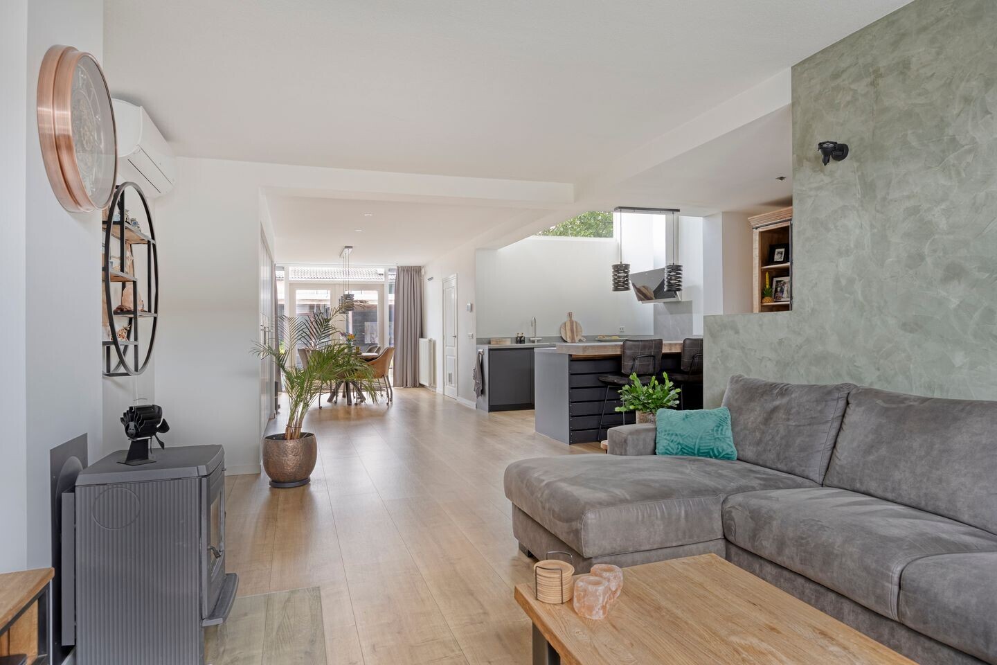 Tussenwoning te koop: Prins Willemstraat 8, Assen