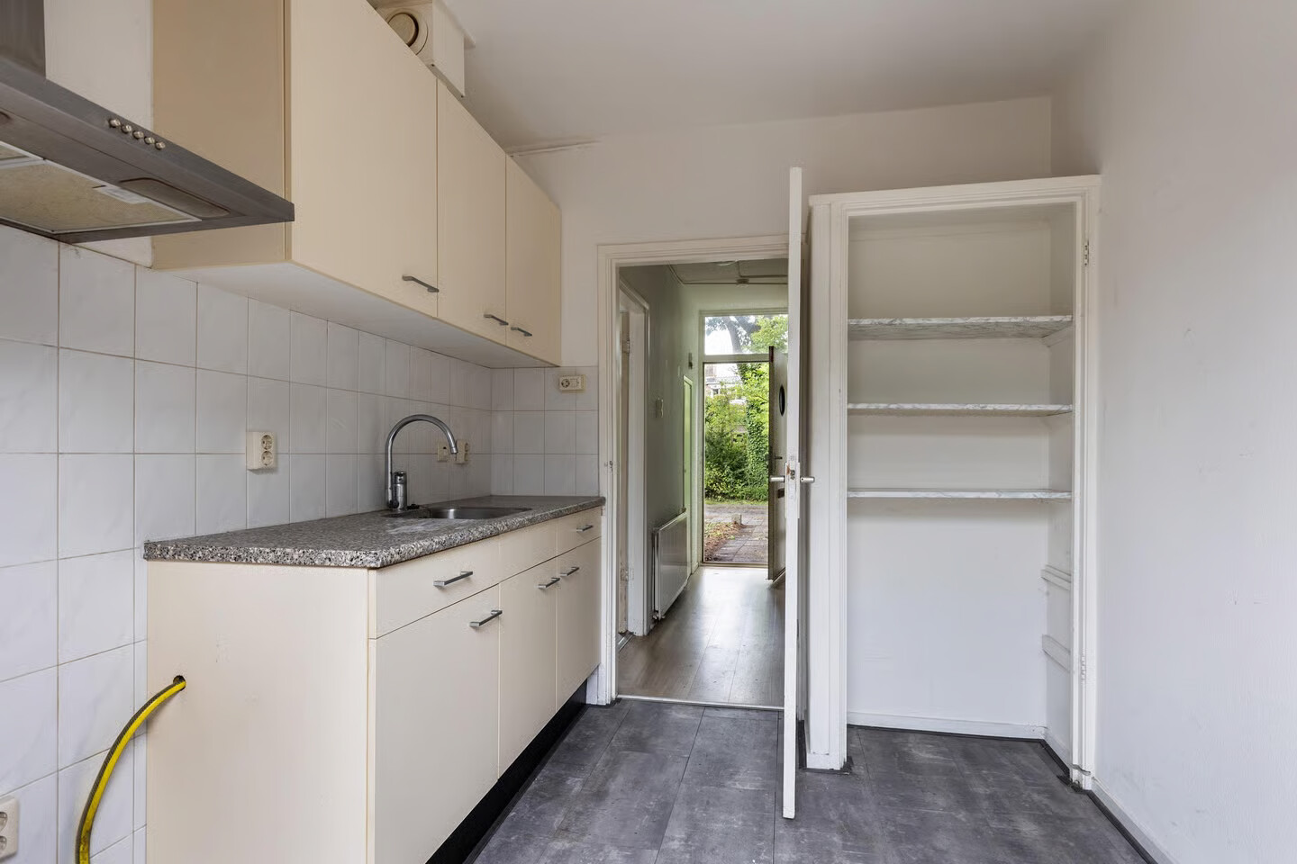 Tussenwoning te koop: Marisstraat 17, Assen