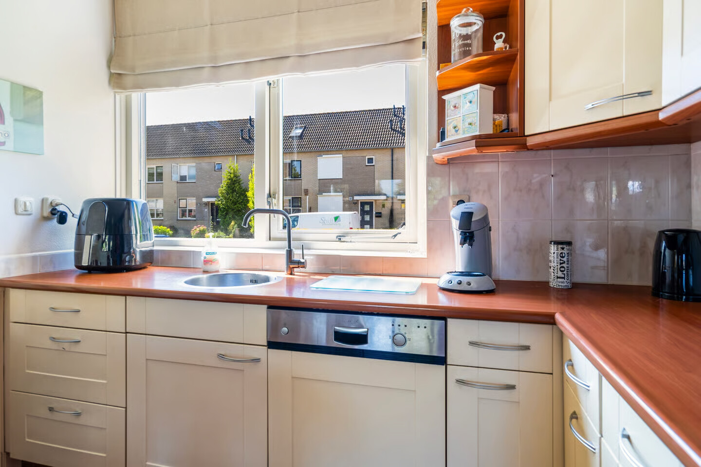 Hoekwoning te koop: Tarwehullen 25, Assen