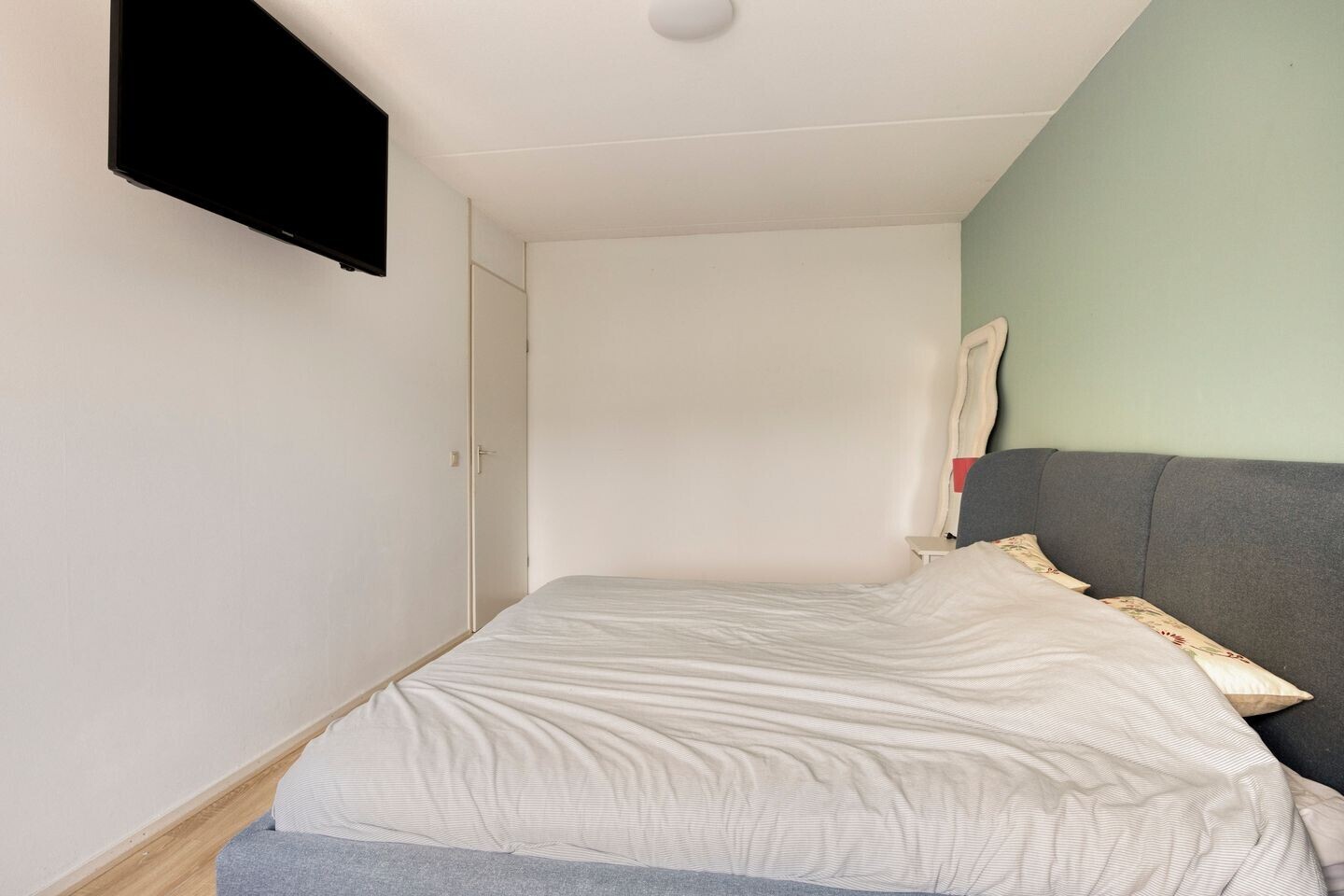 Tussenwoning te koop: Hophullen 39, Assen