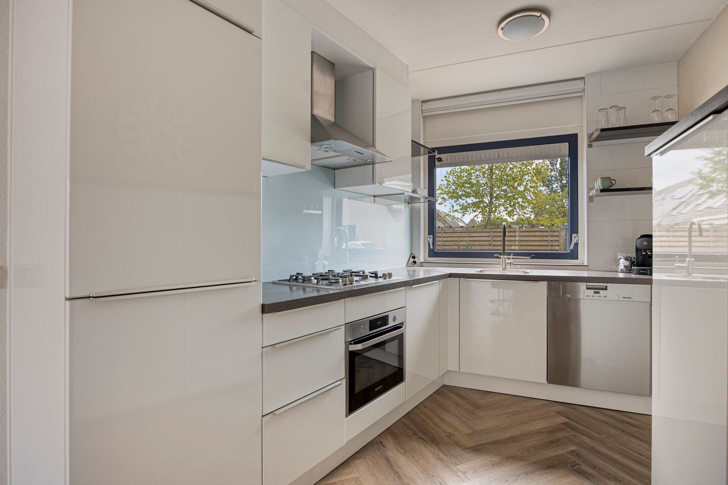 Tussenwoning te koop: Hophullen 39, Assen