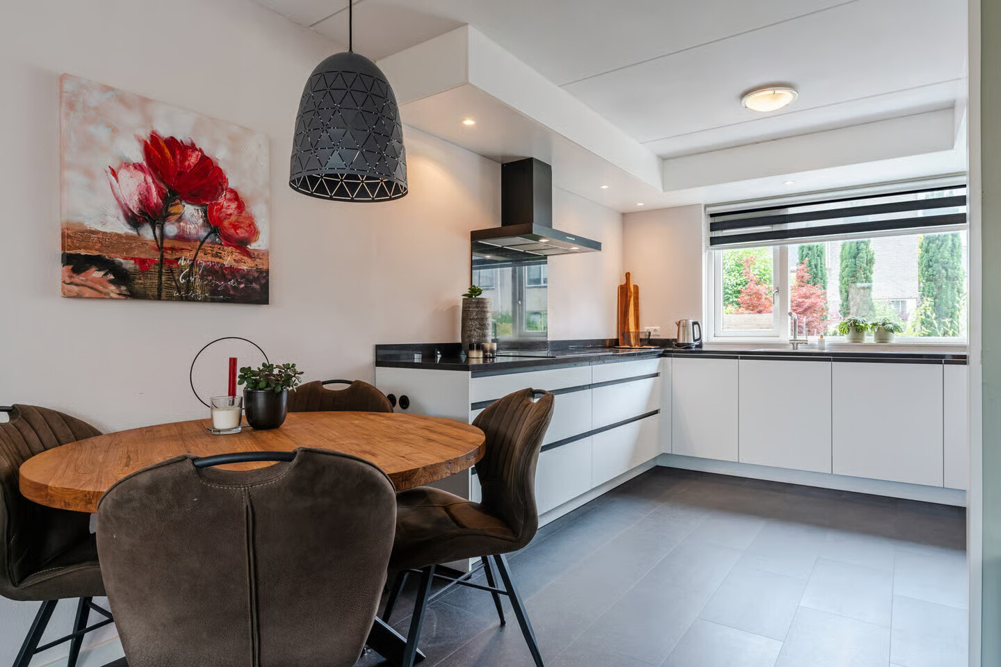 Tussenwoning te koop: Vossenslag 31, Assen