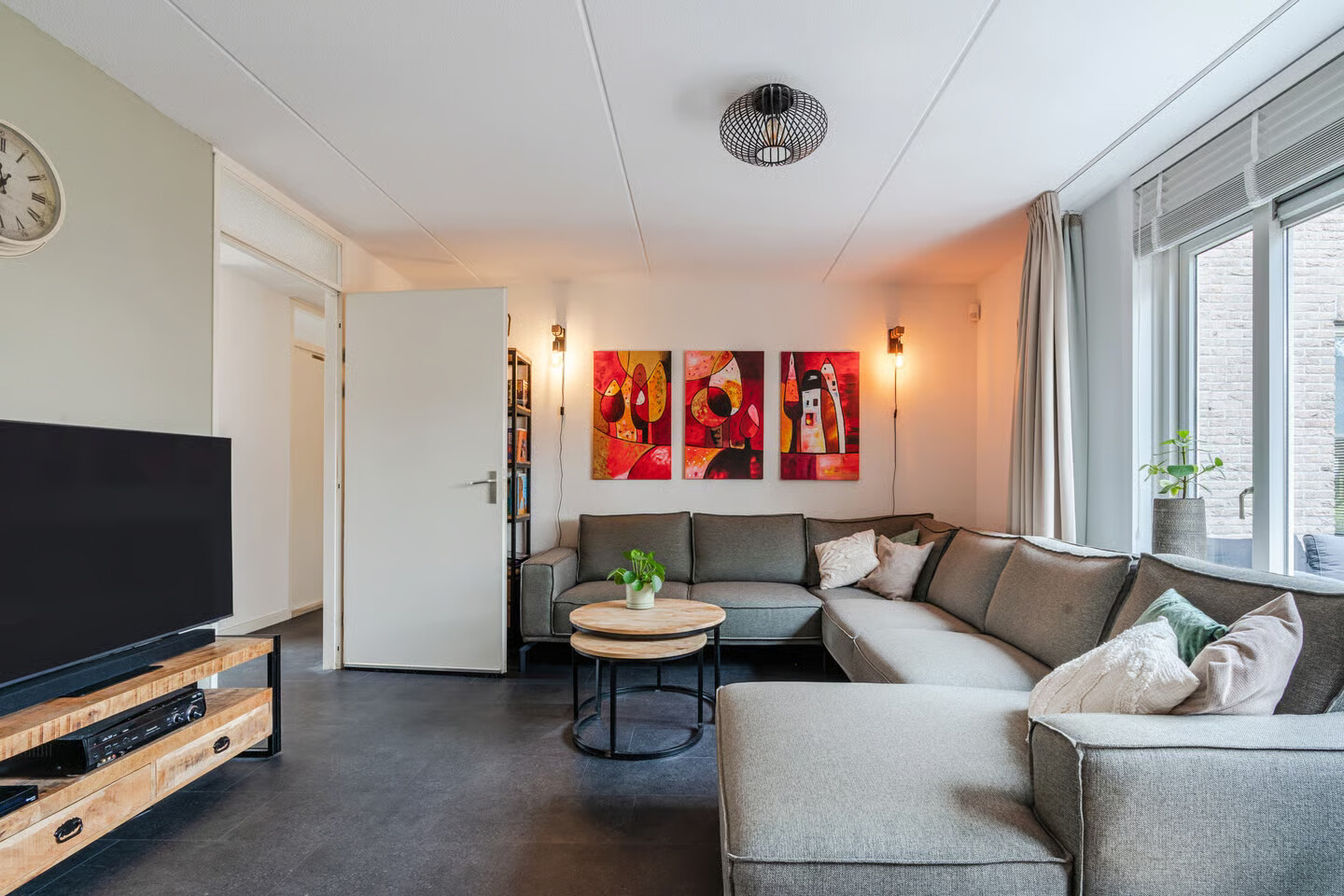 Tussenwoning te koop: Vossenslag 31, Assen