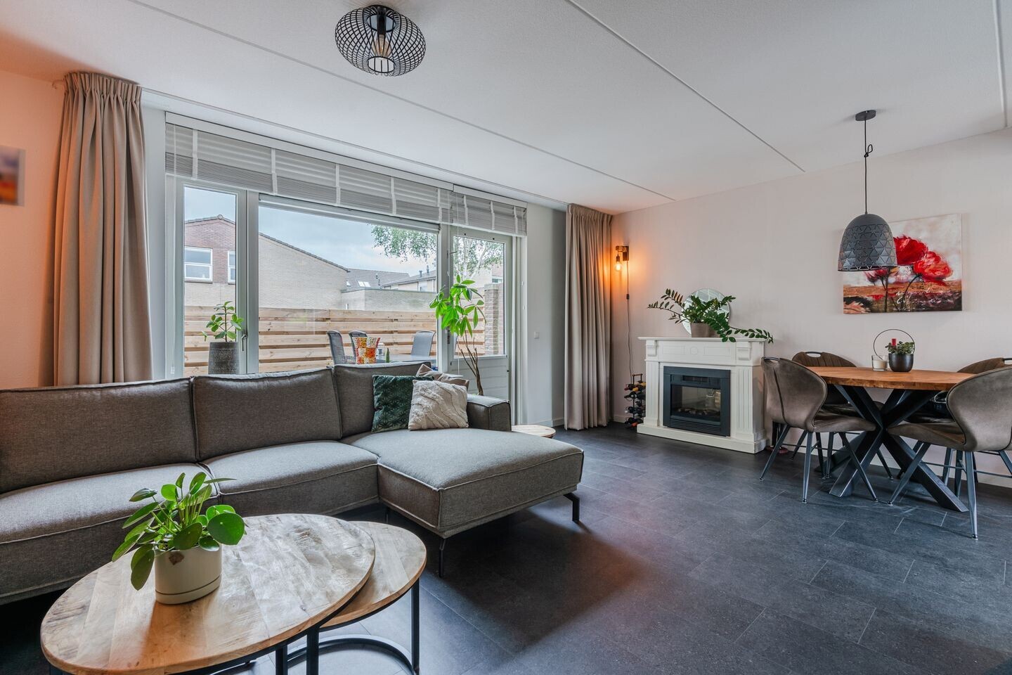 Tussenwoning te koop: Vossenslag 31, Assen