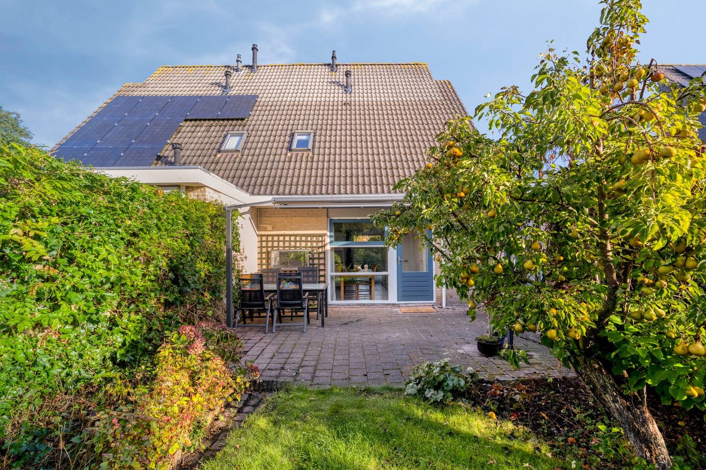 Twee-onder-één-kap te koop: Zandhamel 8, Assen