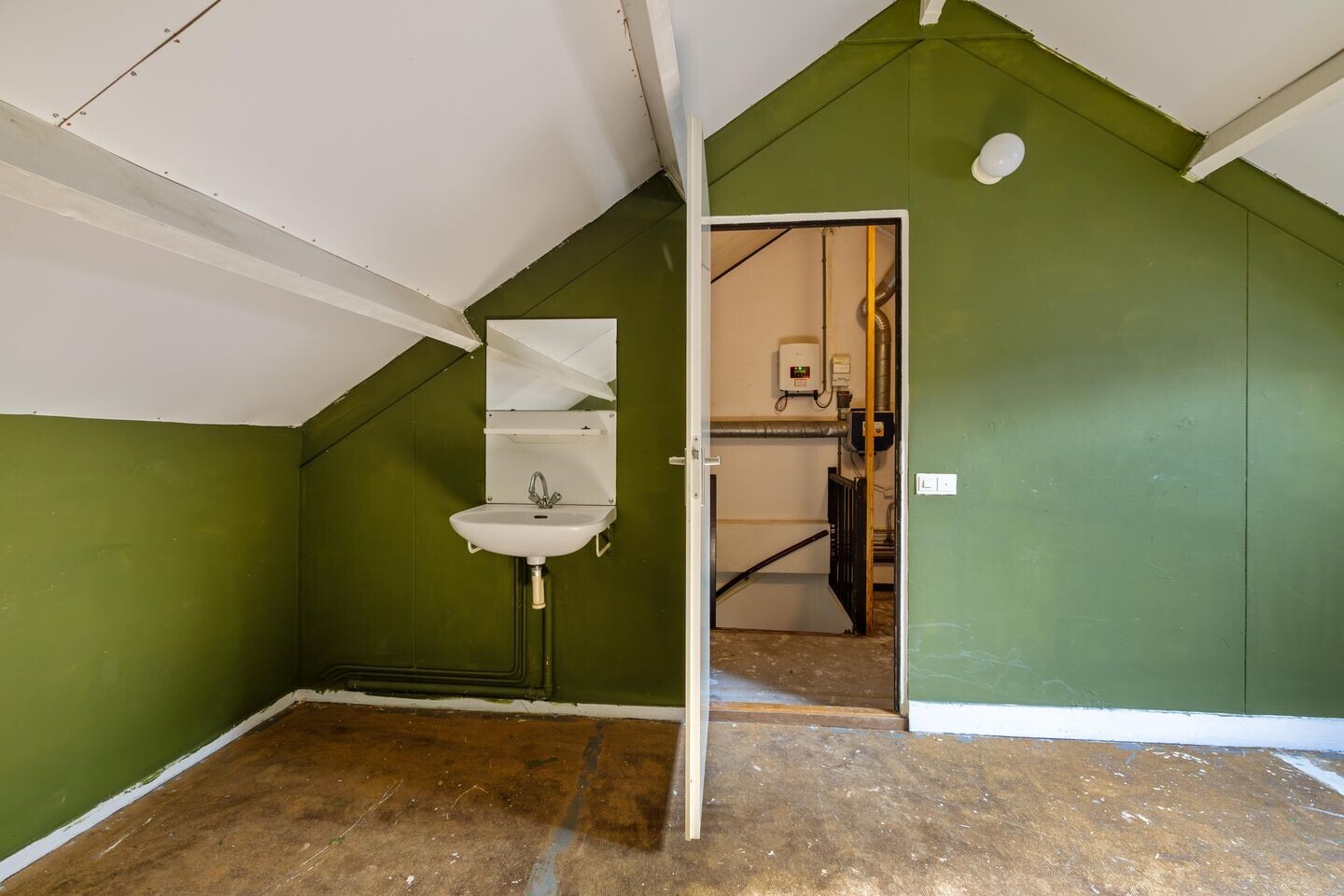 Tussenwoning te koop: Kennemerland 133, Assen