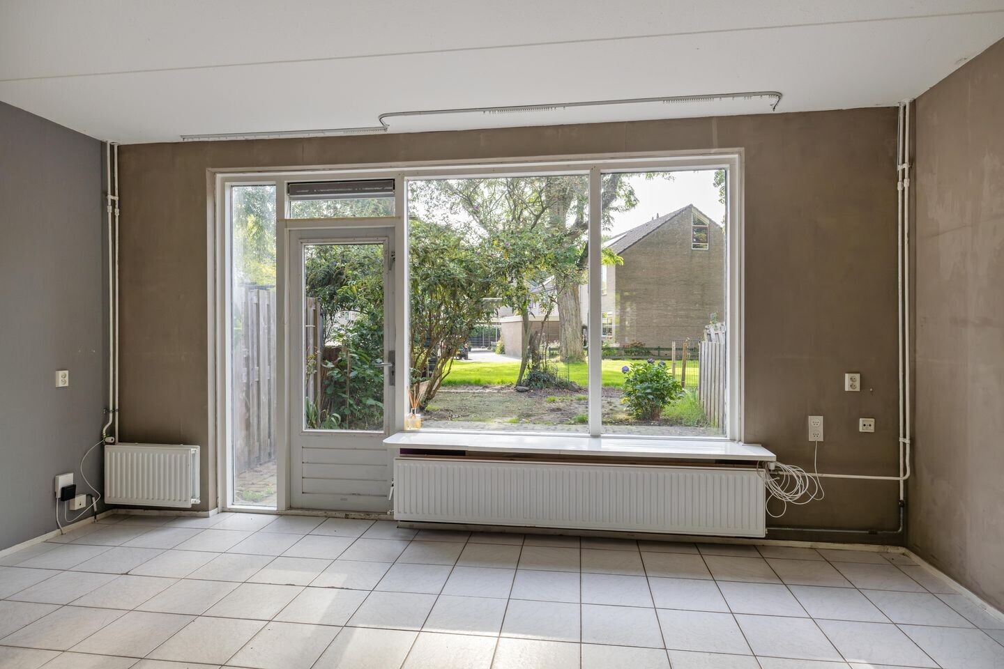 Tussenwoning te koop: Kennemerland 133, Assen