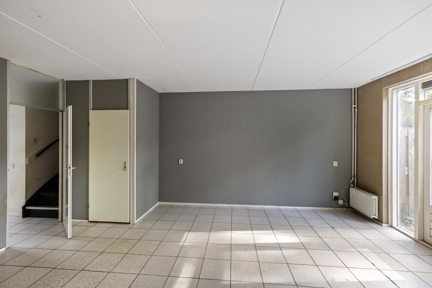 Tussenwoning te koop: Kennemerland 133, Assen