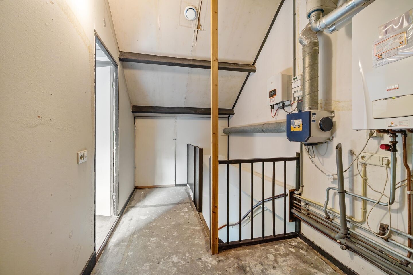 Tussenwoning te koop: Kennemerland 133, Assen