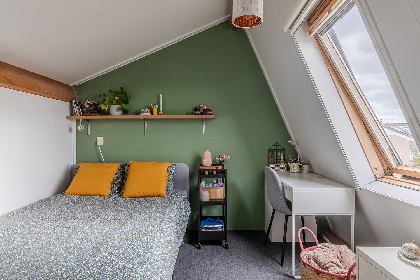 Hoekwoning te koop: Planetenlaan 44, Assen