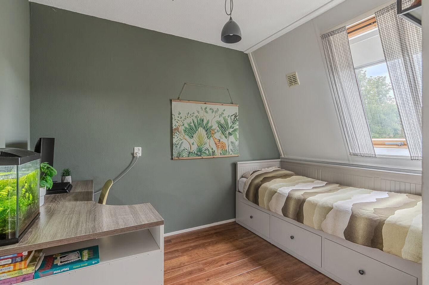 Hoekwoning te koop: Planetenlaan 44, Assen