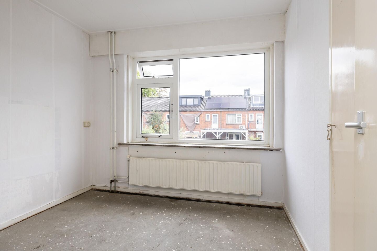Tussenwoning te koop: Benthem Reddingiusstraat 28, Assen