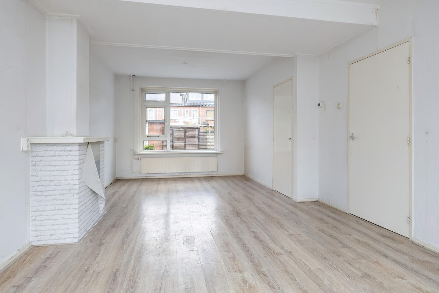 Tussenwoning te koop: Benthem Reddingiusstraat 28, Assen