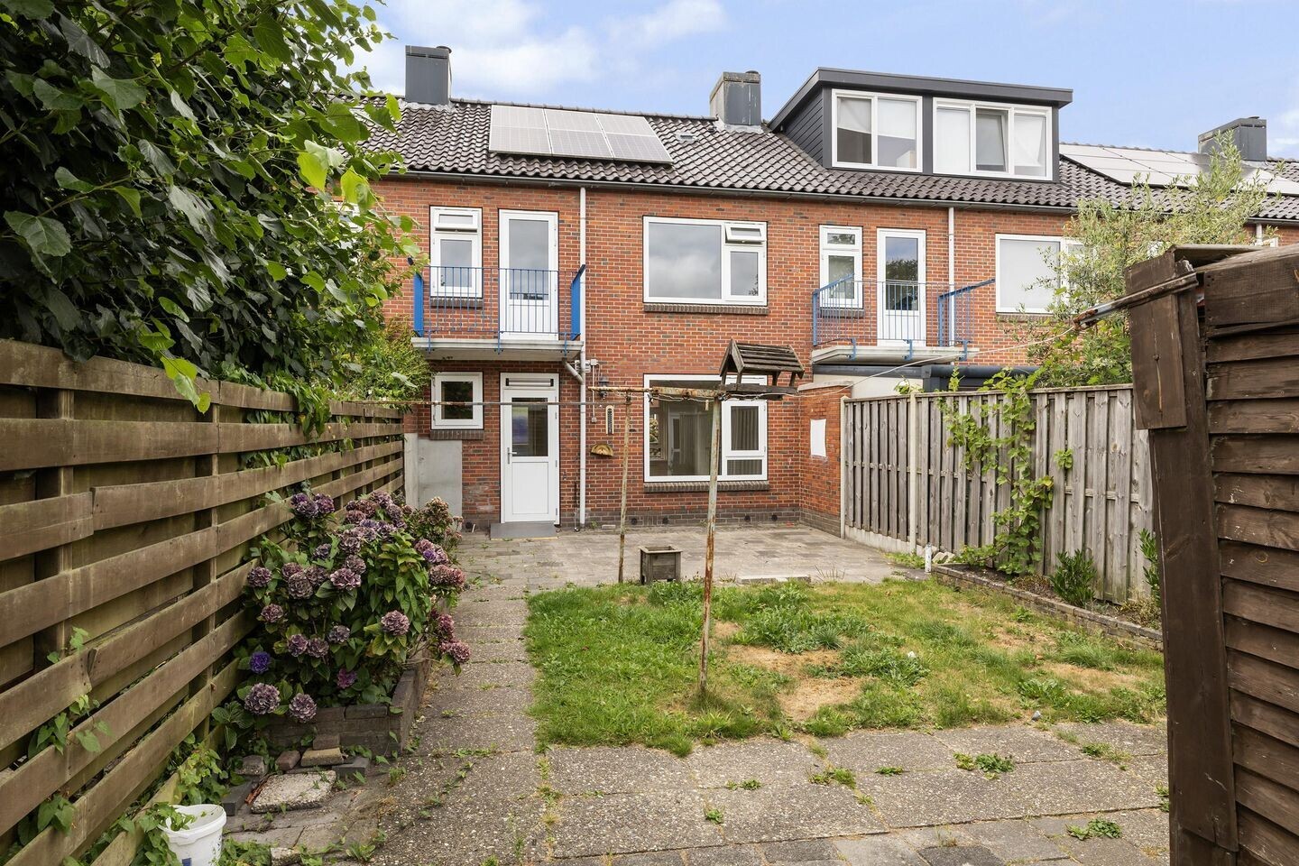 Tussenwoning te koop: Benthem Reddingiusstraat 28, Assen
