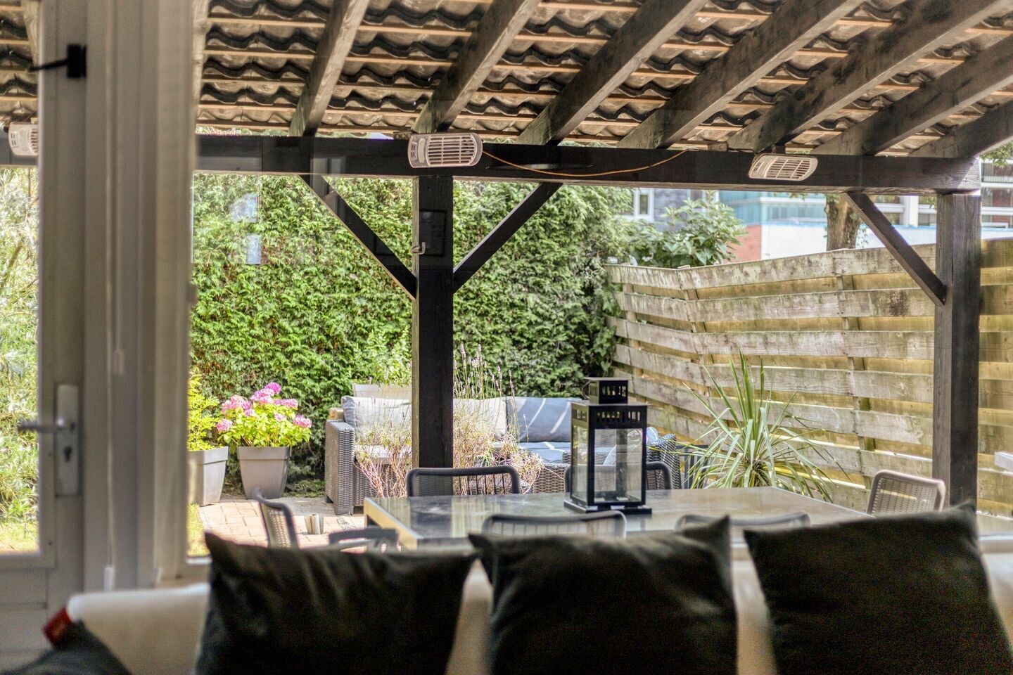 Tussenwoning te koop: Rhônepad 13, Assen