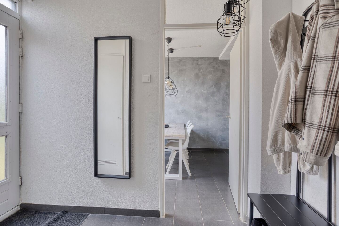 Tussenwoning te koop: Rhônepad 13, Assen