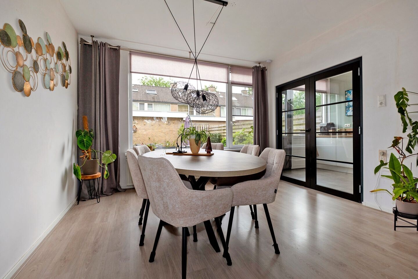Tussenwoning te koop: Moezelstraat 57, Assen