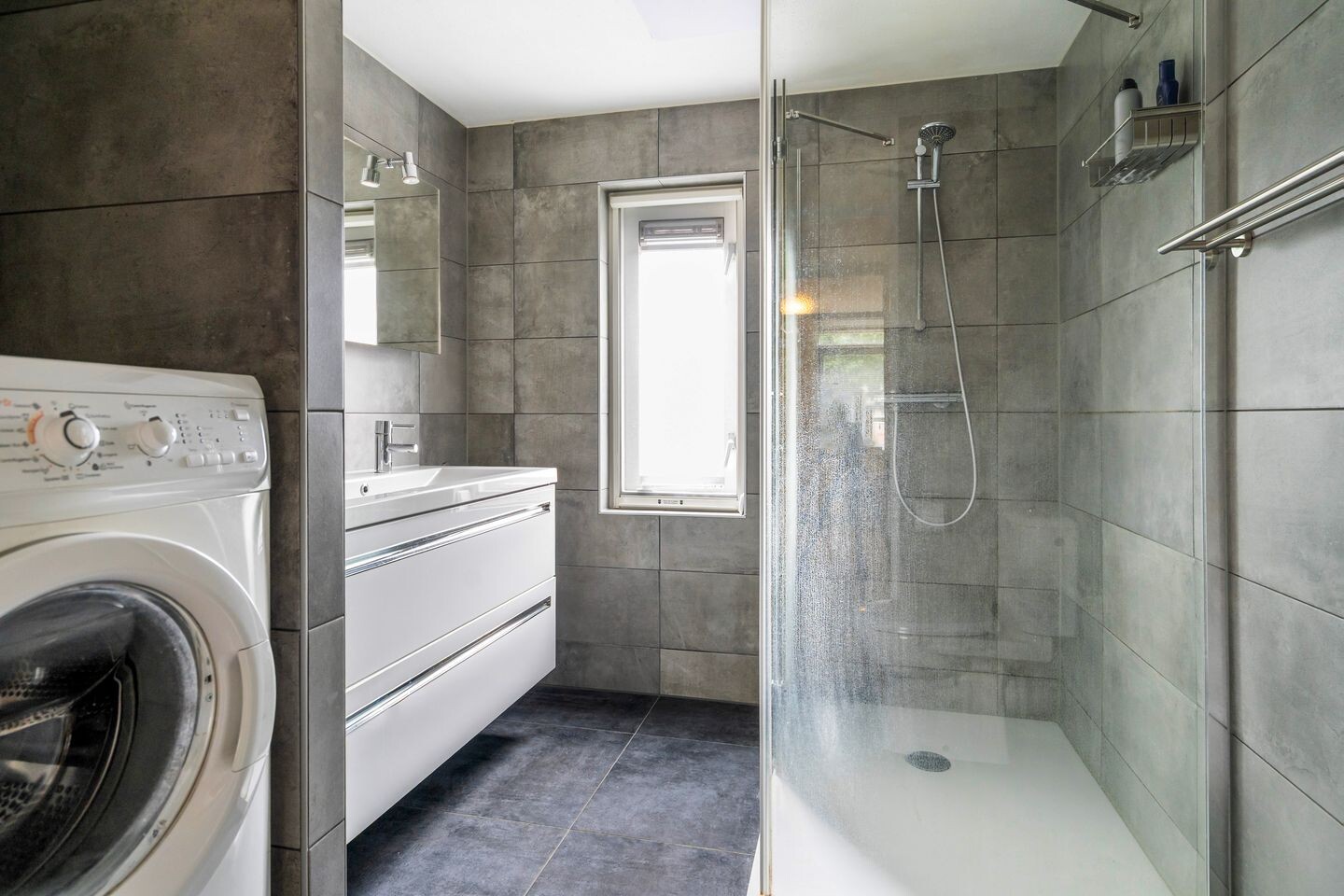 Tussenwoning te koop: Ruiterakker 137, Assen