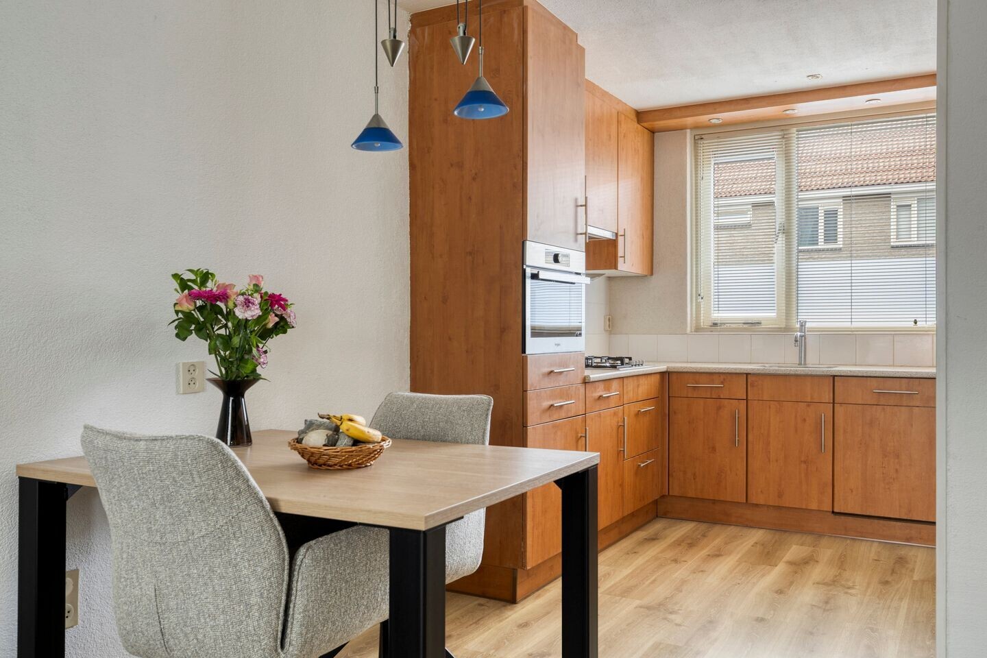 Tussenwoning te koop: Scharmbarg 15, Assen