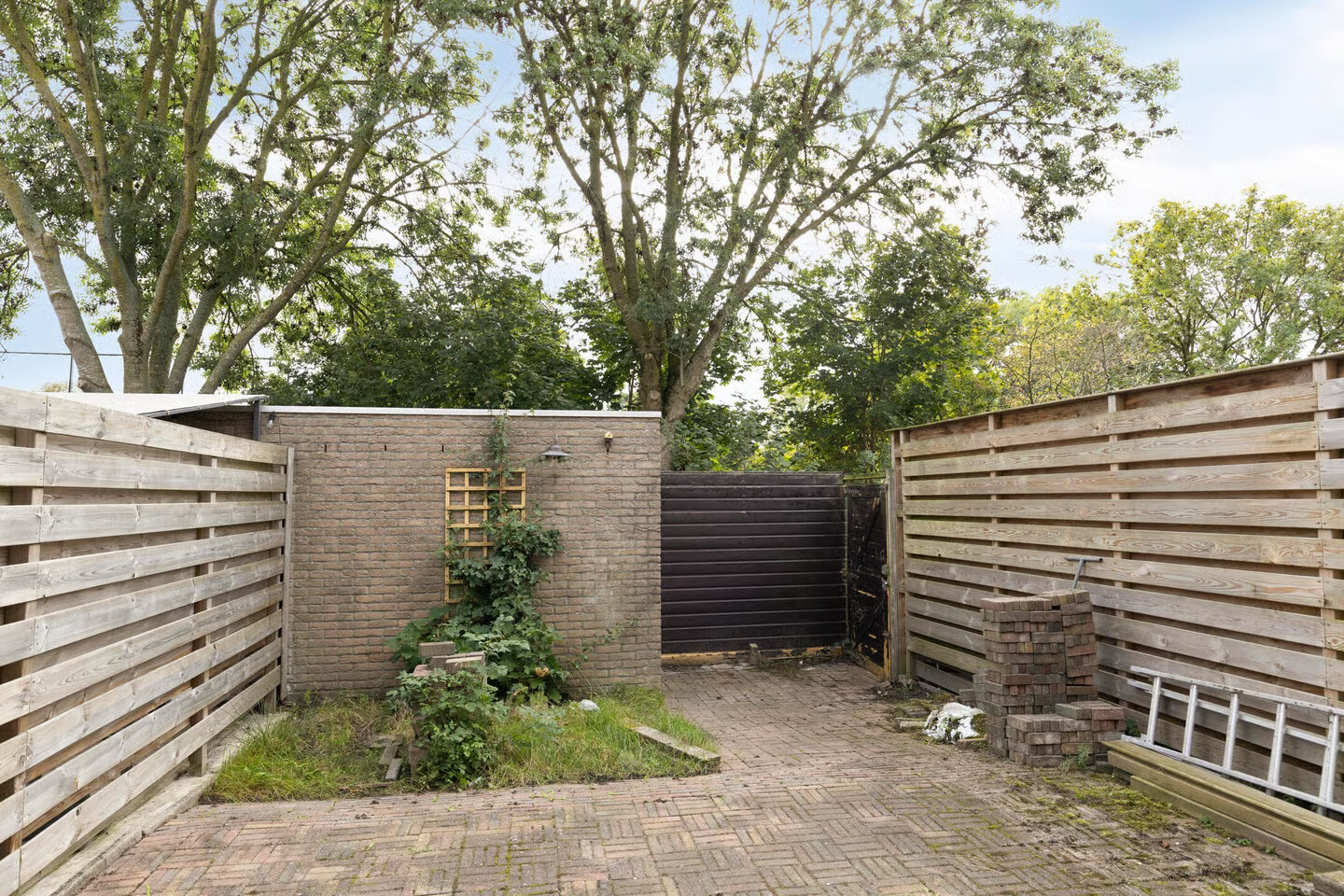 Tussenwoning te koop: Scharmbarg 15, Assen