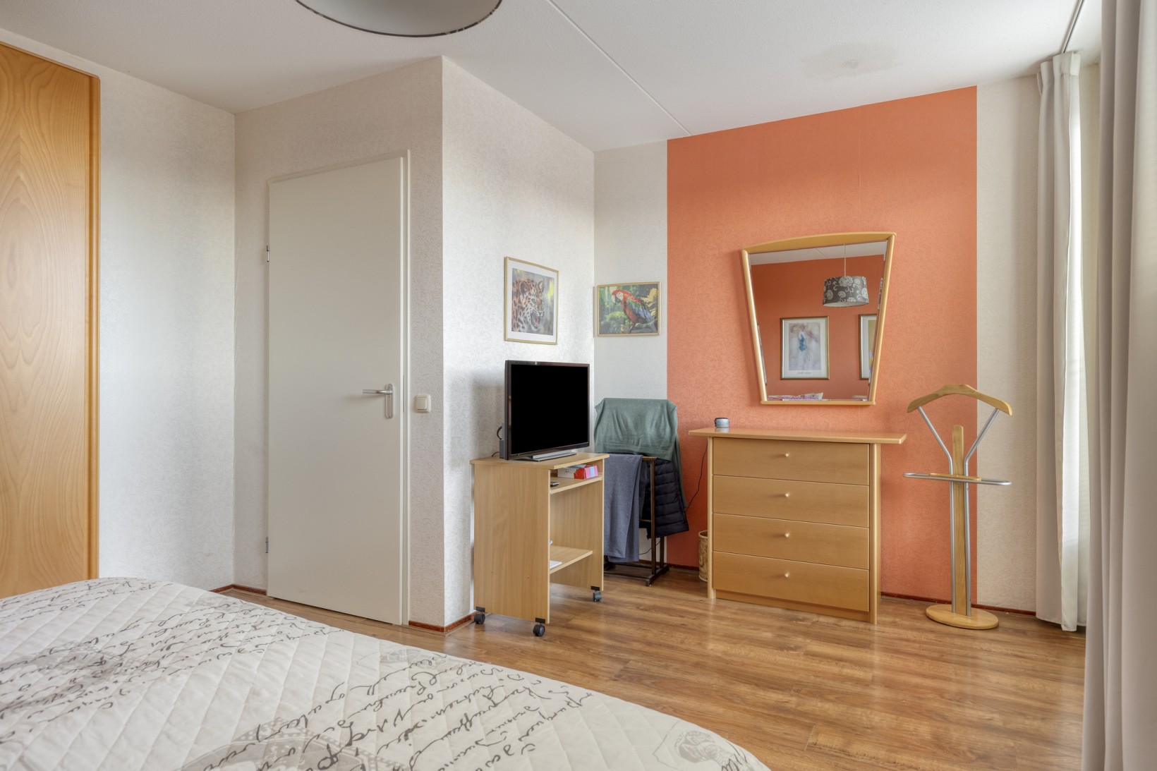 Hoekwoning te koop: Aardbeihof 1, Assen