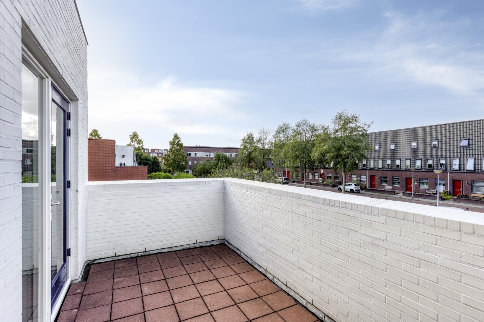 Hoekwoning te koop: Aardbeihof 1, Assen