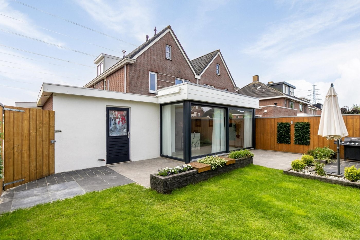 Twee-onder-één-kap te koop: Hertenlaan 78, Assen
