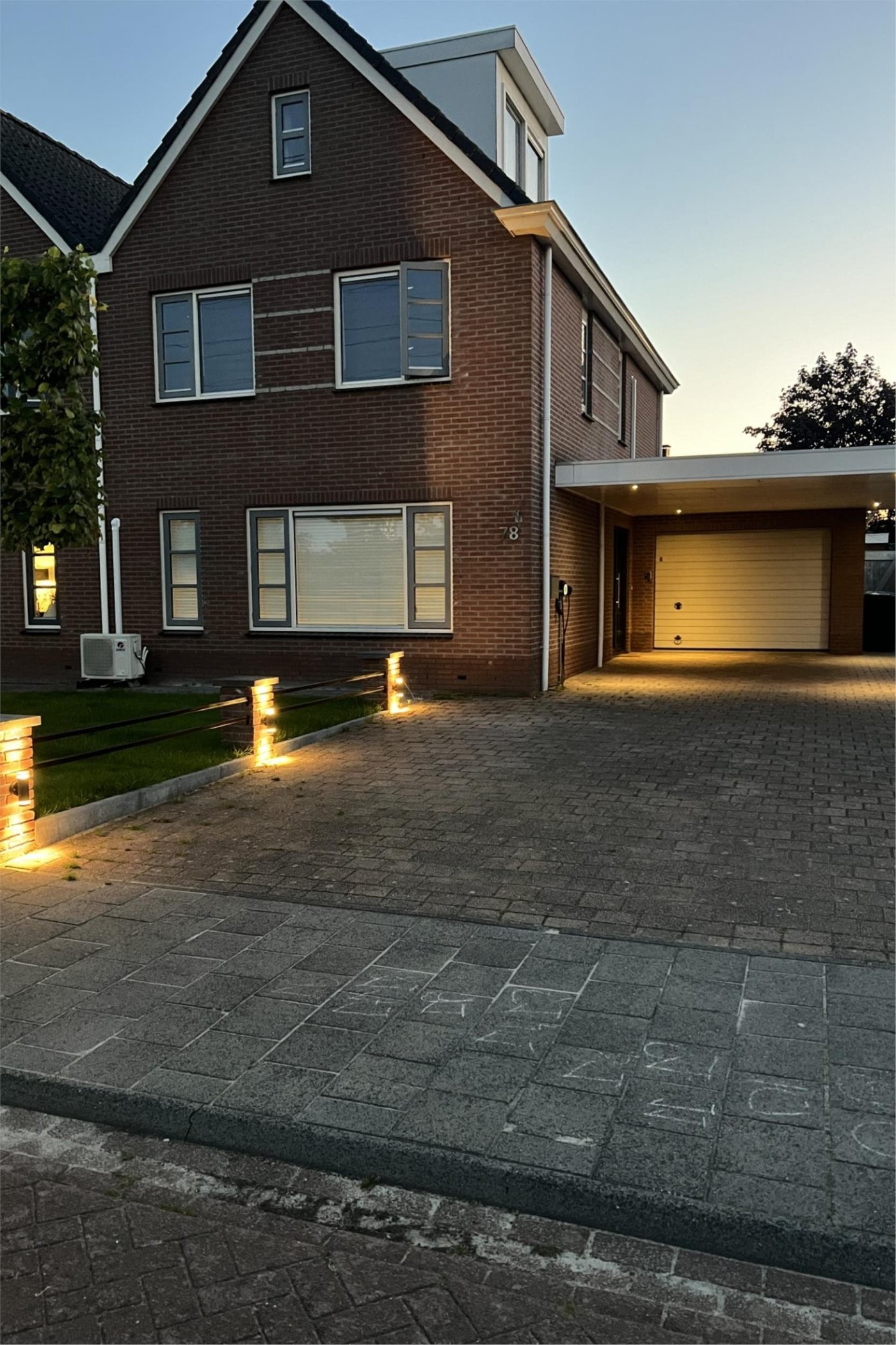 Twee-onder-één-kap te koop: Hertenlaan 78, Assen