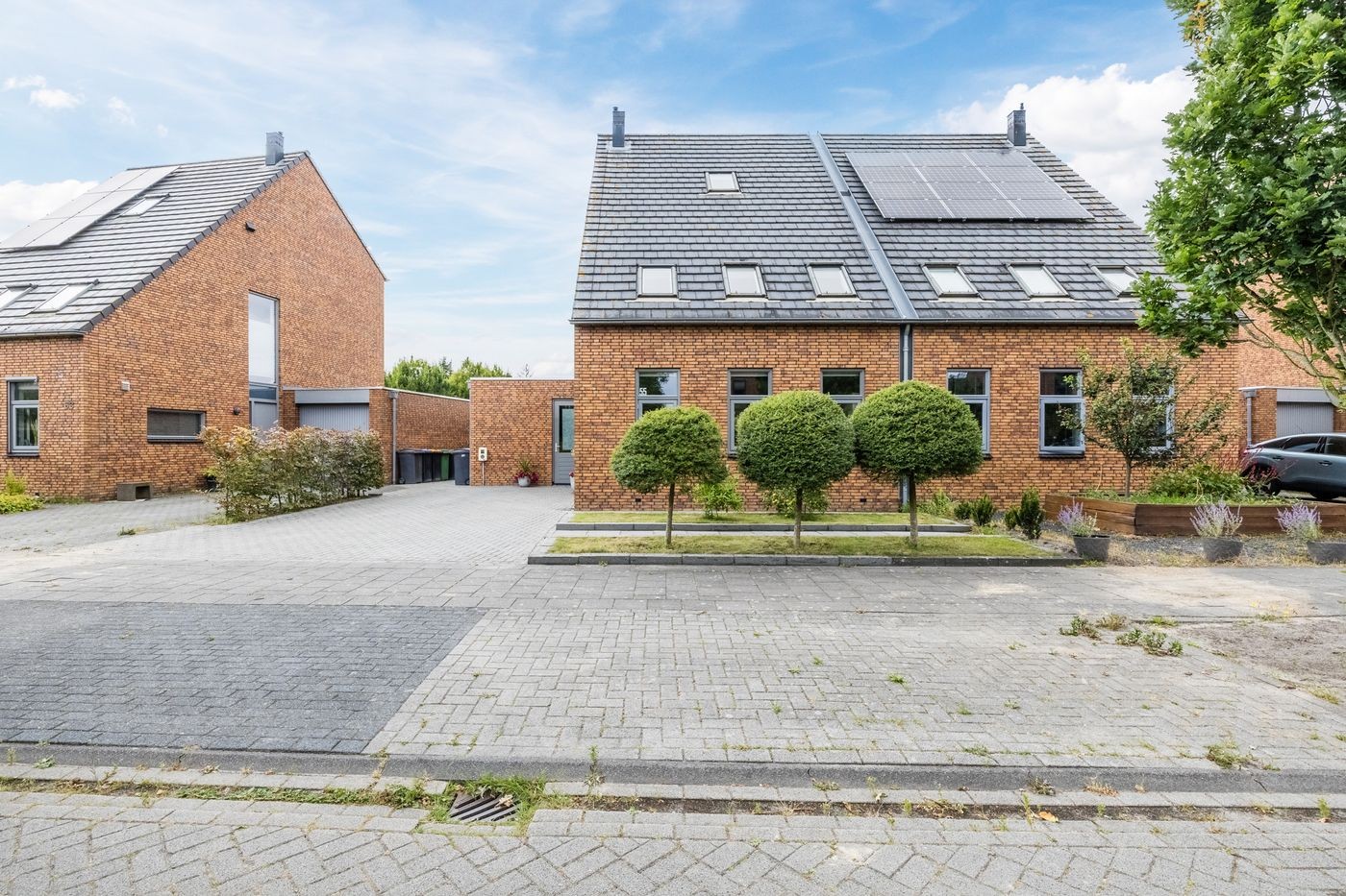 Twee-onder-één-kap te koop: Bosrank 55, Assen