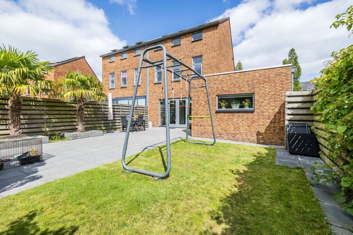 Twee-onder-één-kap te koop: Bosrank 55, Assen
