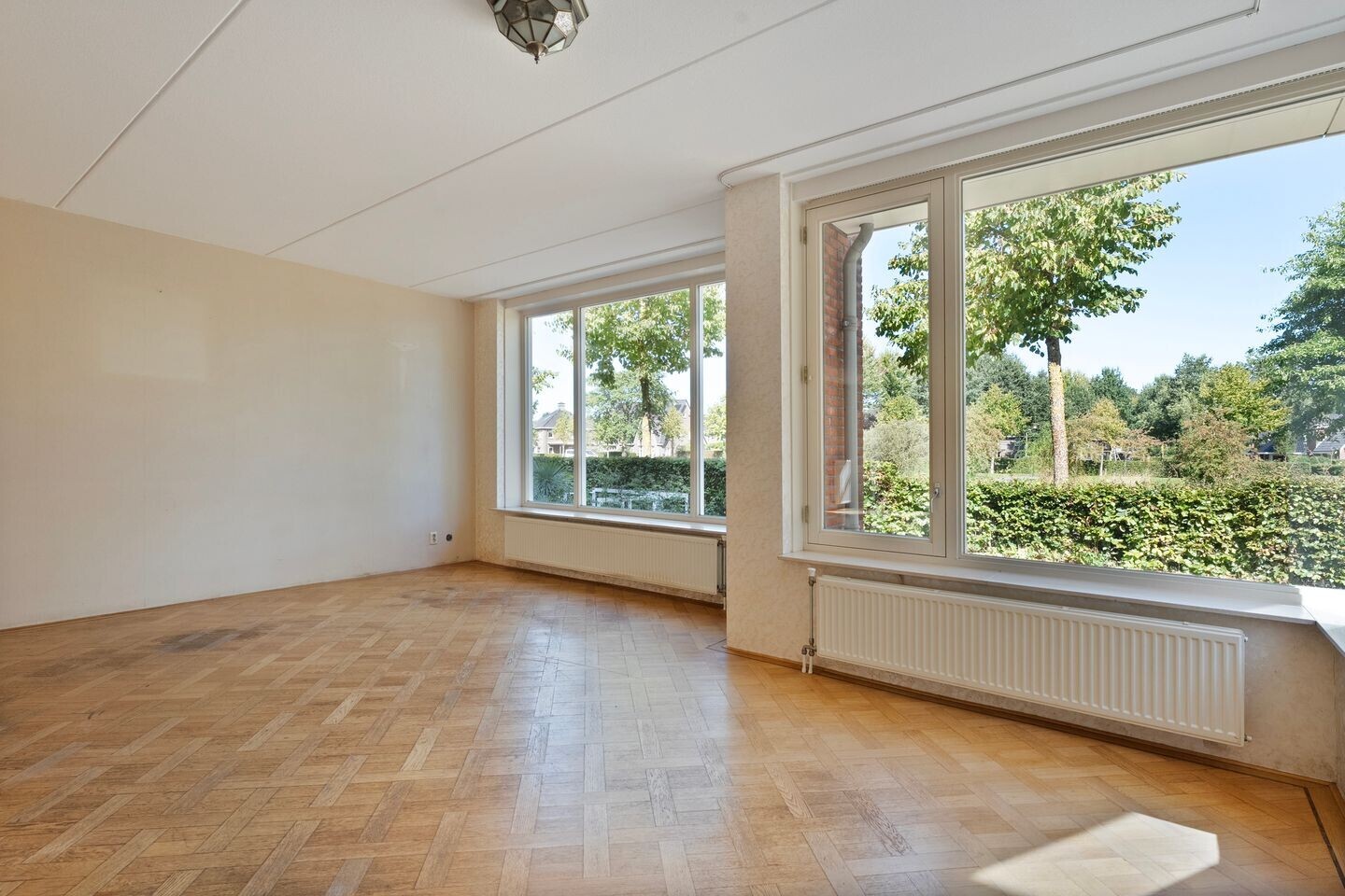 Twee-onder-één-kap te koop: Zilverschoonlaan 21, Beilen