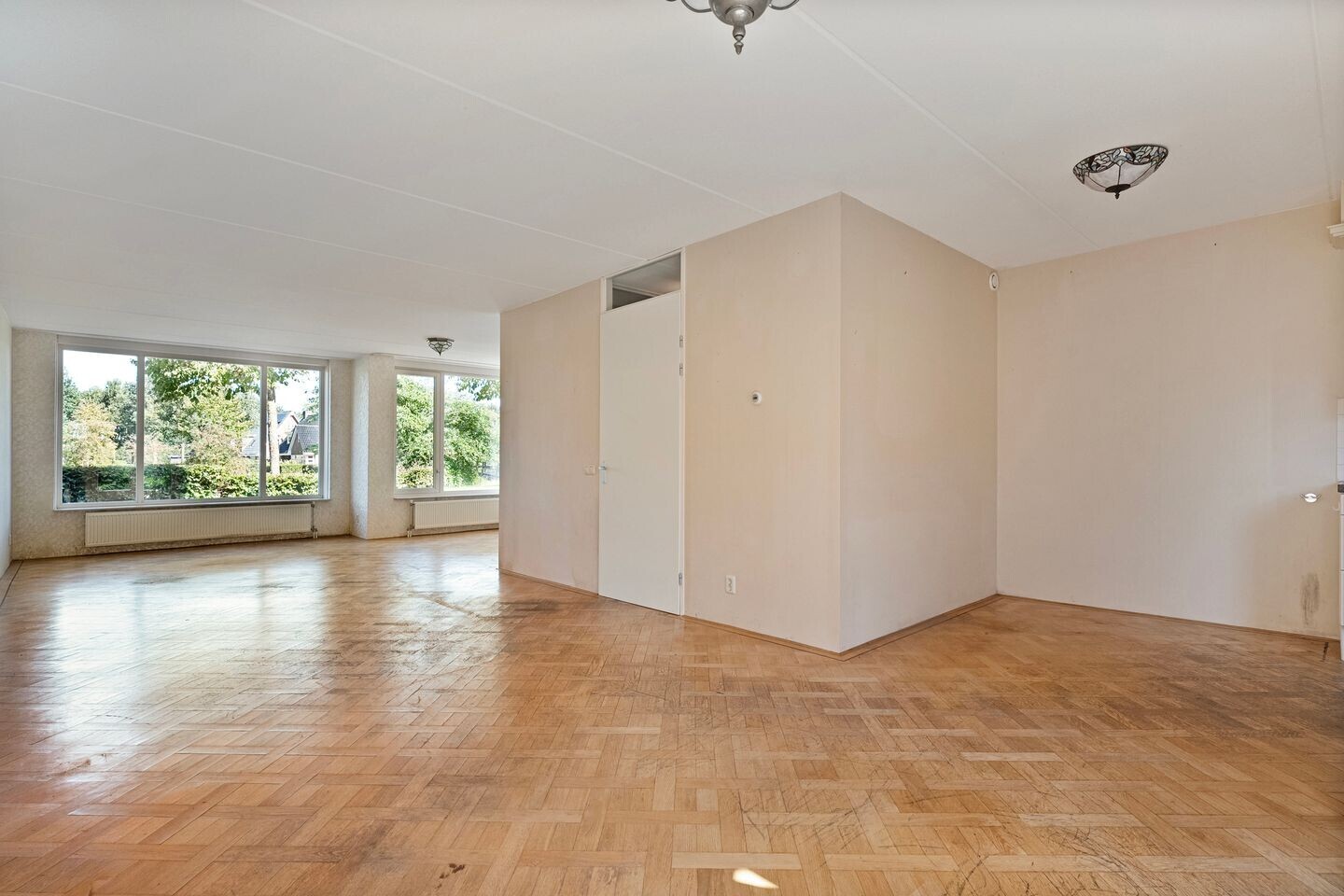 Twee-onder-één-kap te koop: Zilverschoonlaan 21, Beilen