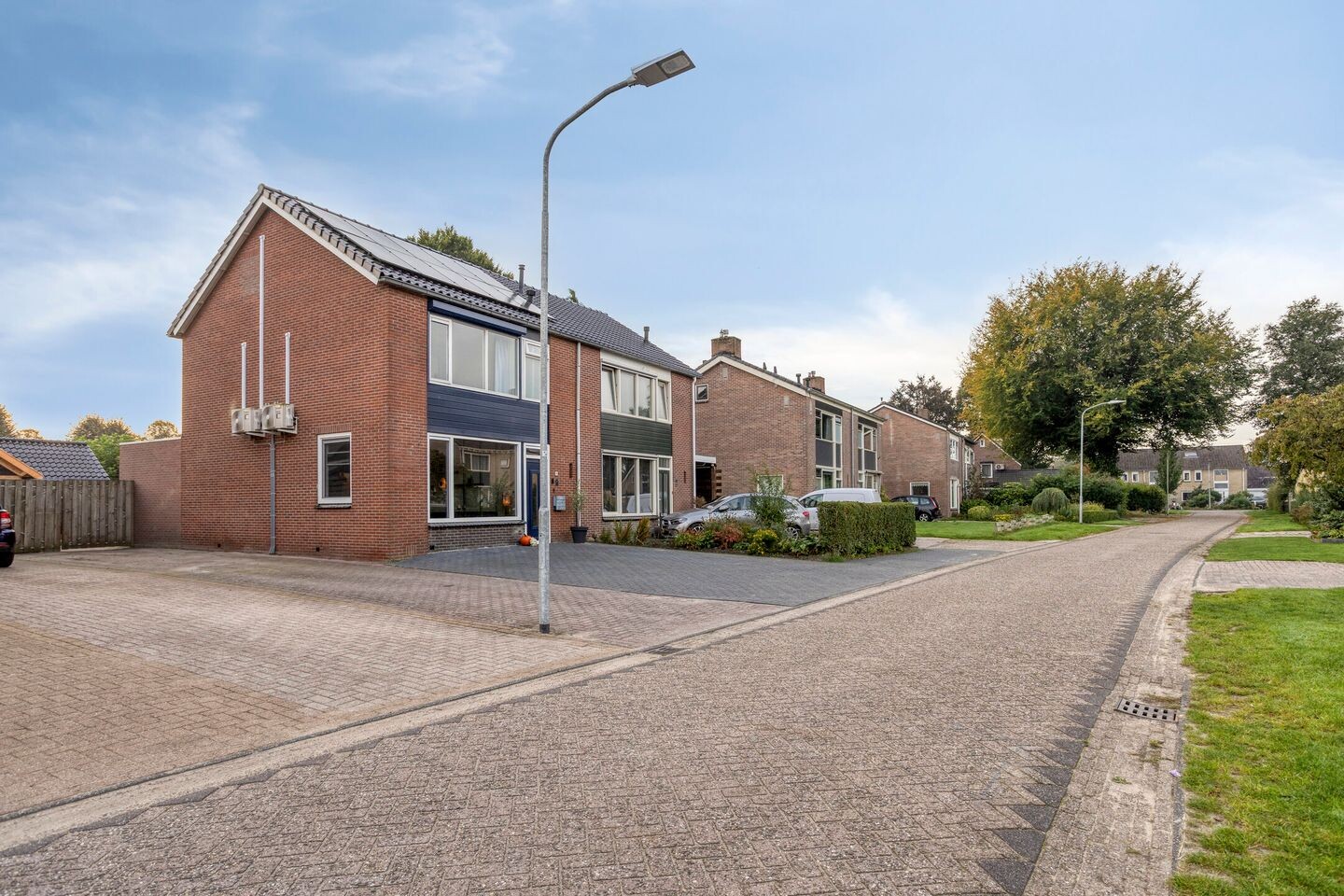 Twee-onder-één-kap te koop: Schotelkamp 14, Hooghalen