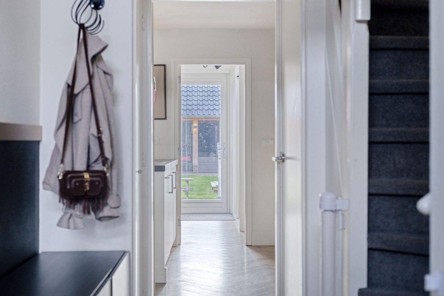 Twee-onder-één-kap te koop: Schotelkamp 14, Hooghalen