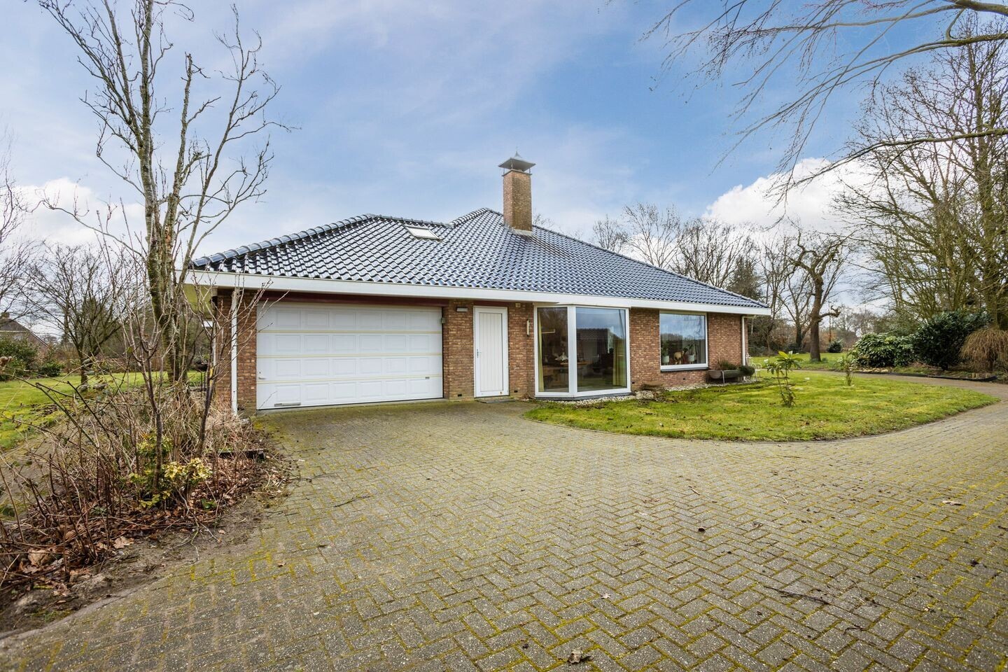 Vrijstaande woning te koop: Oosteinde 14, Hijken